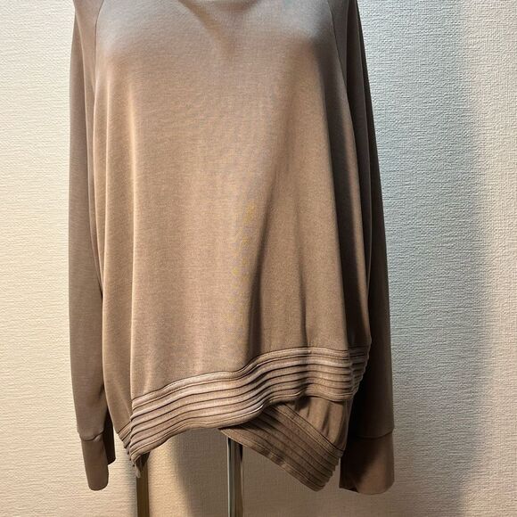 NWOT Athleta Serenity Criss Cross Sweatshirt - Picture 6 of 9